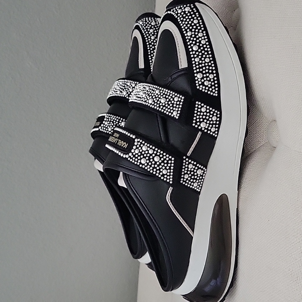 Karl Lagerfeld Black and White Pearl Studded Slip-on Sneakers 10 EUC